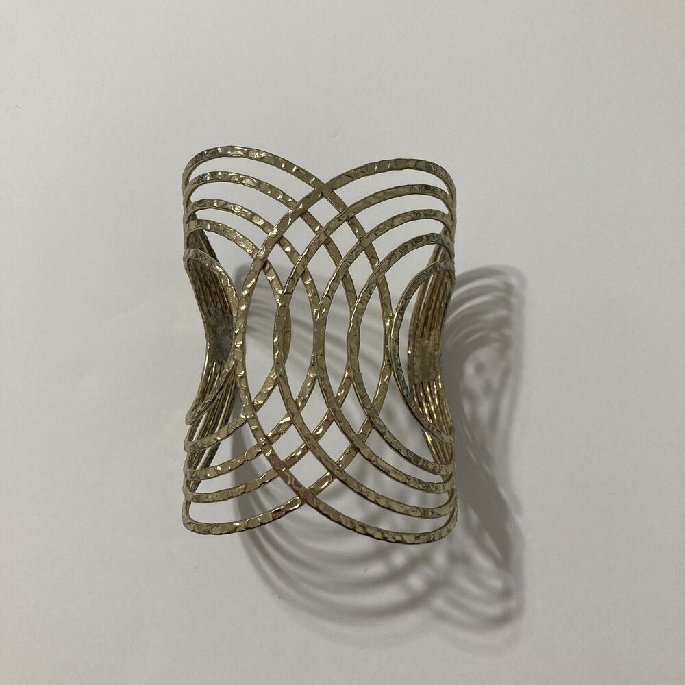 Large Metal Gold Tone Open Wire Cuff Round Textured Bangle Bracelet Bohemian